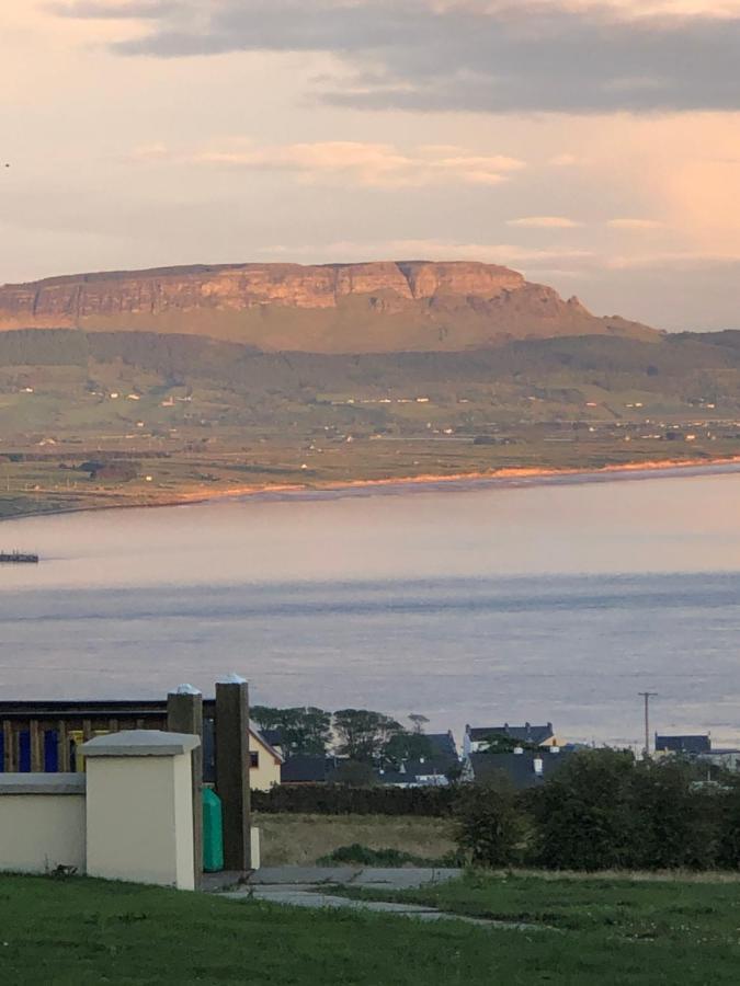 Foyle View Cabin Hotel Greencastle  Buitenkant foto